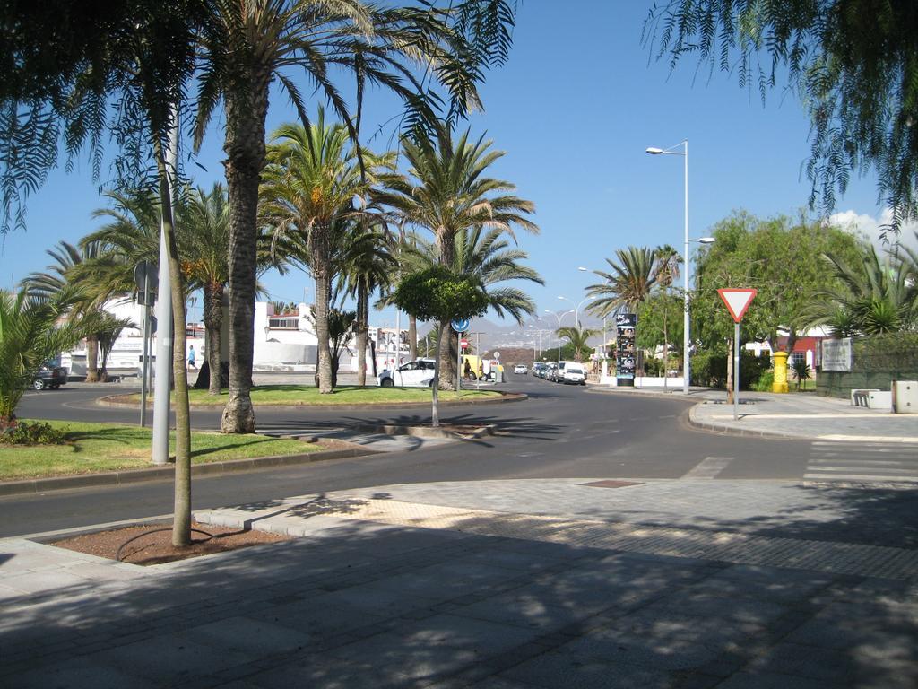 Elana Apartment With Free Wifi Costa Del Silencio Exterior foto
